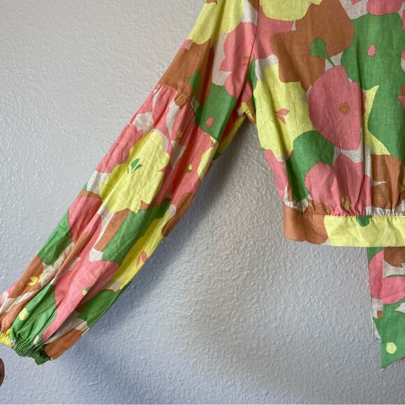 Sanctuary Look Back Floral Crop Top Size Large - Picture 8 of 8